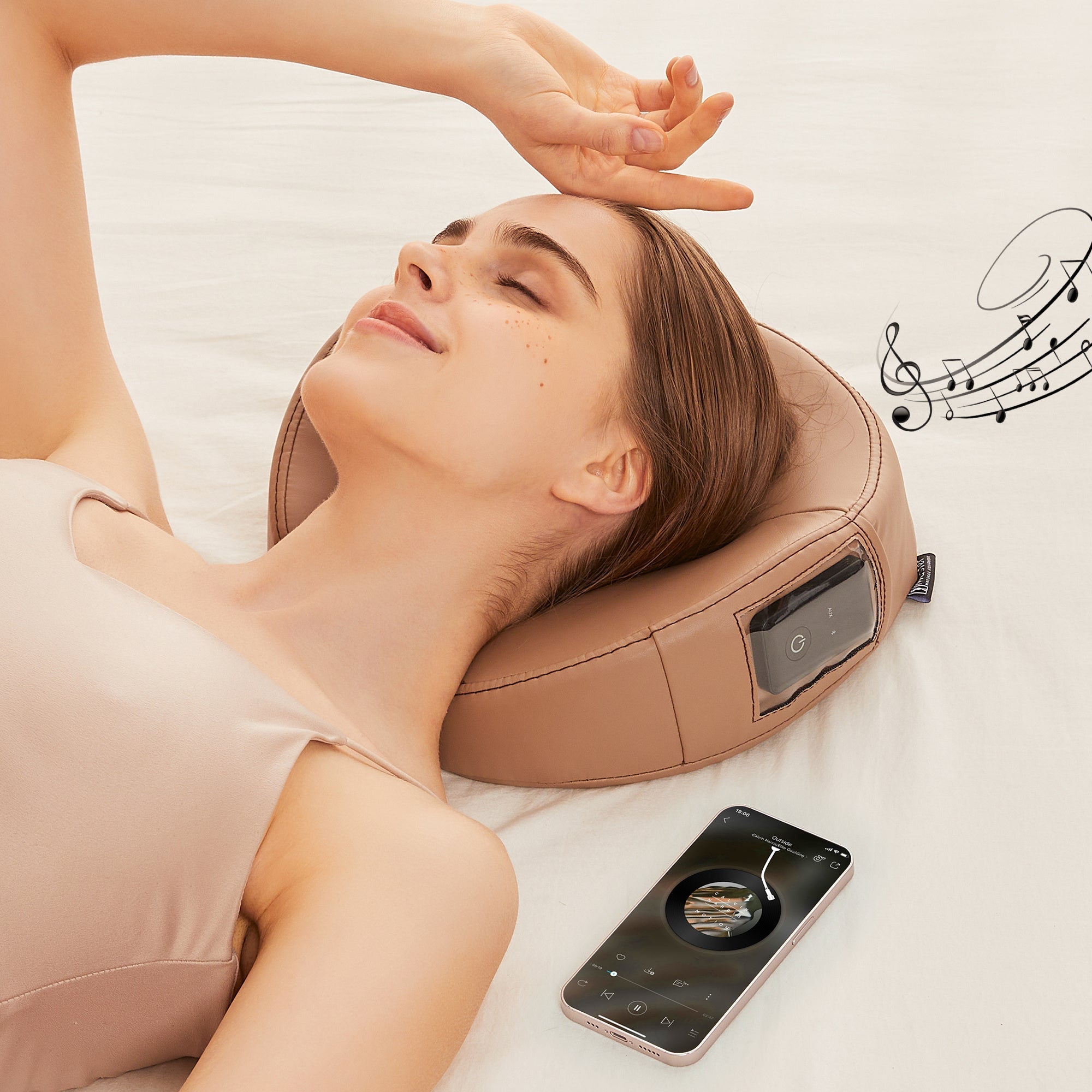 MusicMasterHigh Fidelity Sound Ultra Plush Face Cushion- Bluetooth Music Massage Pillow-Otter Color